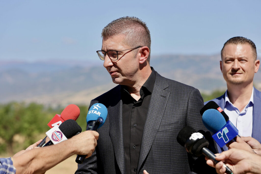 Mickoski: Fituesi i zgjedhjeve lokale është i qartë 2 mickoski fituesi i zgjedhjeve lokale eshte i qarte 68d01a8505e69