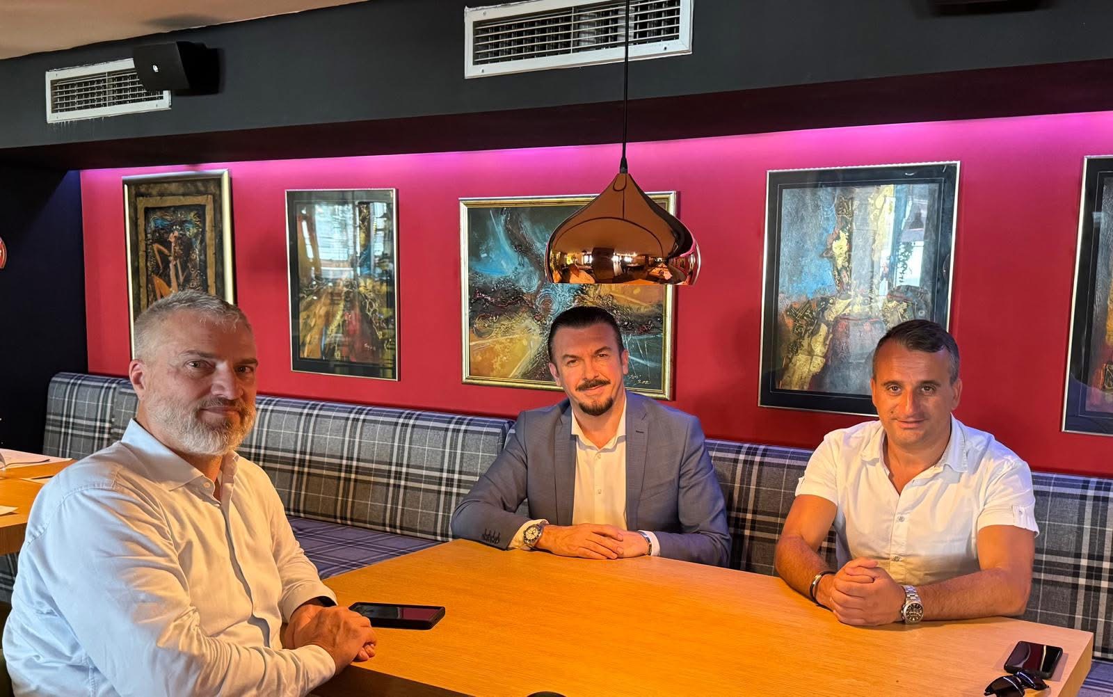 Mustafa Dauti takon përfaqësuesit e Ambasadës së Francës për thellimin e bashkëpunimit 1 mustafa dauti takon perfaqesuesit e ambasades se frances per thellimin e bashkepunimit 68b9c5aec71b2