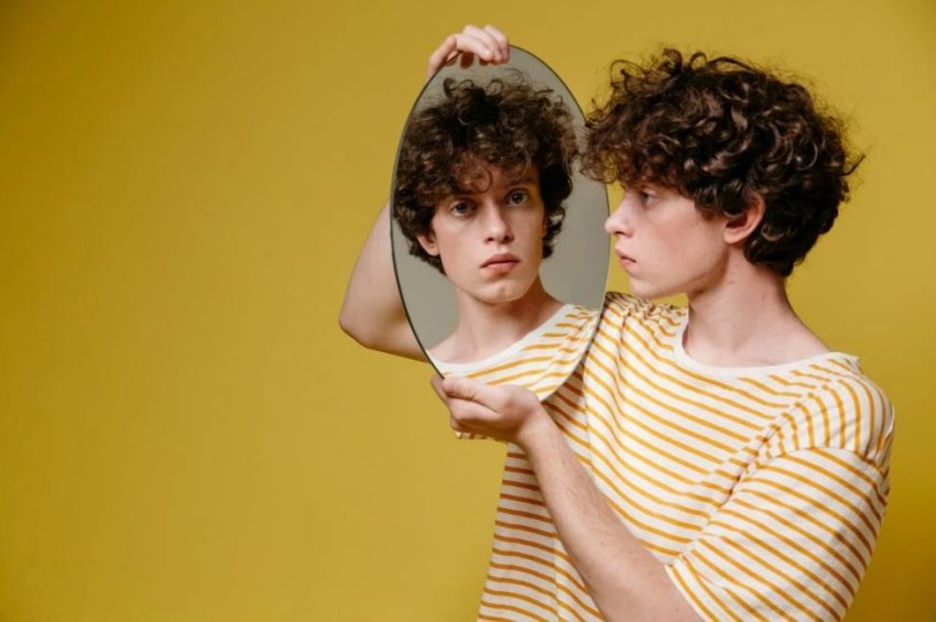 Nëse mund të bësh këto gjëra në publik pa u ndjerë i vetëdijshëm, ke një personalitet shumë të fortë 2 nese mund te besh keto gjera ne publik pa u ndjere i vetedijshem ke nje personalitet shume te forte 68baf112f0197