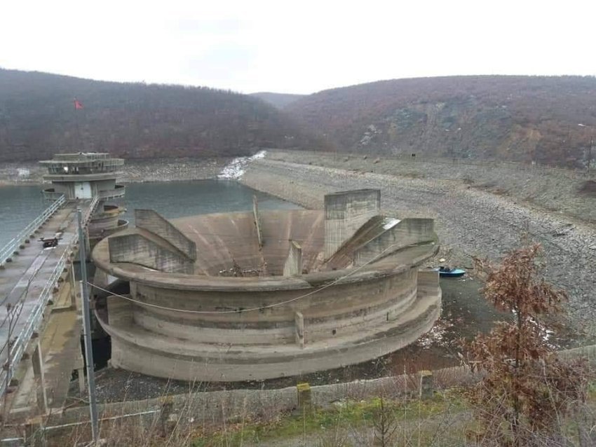 Nivel i lartë i manganit në Badoc, IKShPK bën thirrje: Mos e përdorni ujin për pije 3 nivel i larte i manganit ne badoc ikshpk ben thirrje mos e perdorni ujin per pije 68bf0098b7986