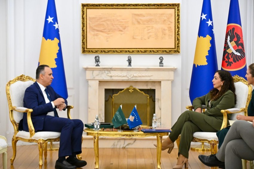 Osmani priti ambasadorin e Arabisë Saudite, Faisal Ghazi Ismail Hifzi 3 osmani priti ambasadorin e arabise saudite faisal ghazi ismail hifzi 68bec06267f13