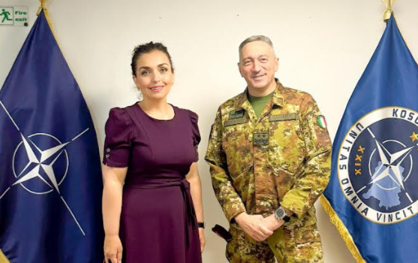 osmani takohet me komandantin e kfor it ne fund te mandatit te tij 68b6bb452d601