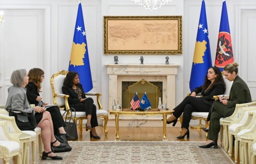 Osmani takon Prattipatin, diskutojnë për masën e përkohshme të Kushtetueses 3 osmani takon prattipatin diskutojne per masen e perkohshme te kushtetueses 68c30940367a5