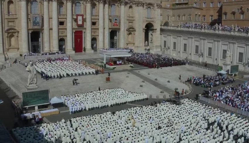 papa leo xiv shpall shenjtor adoleshentin carlo acutis u njoh me pseudonimin influencuesi i zotit 68bd53d432665