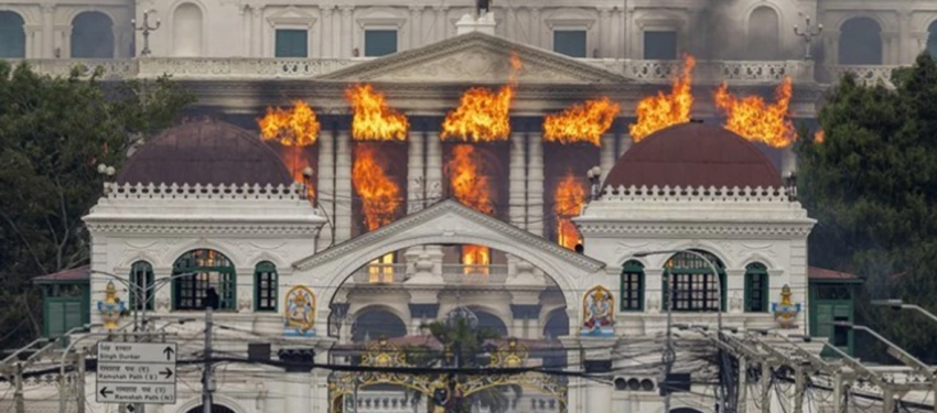 Parlamenti i Nepalit në flakë, rritet numri i të vdekurve - panik midis elitës politike 3 parlamenti i nepalit ne flake rritet numri i te vdekurve panik midis elites politike 68c04b33da059
