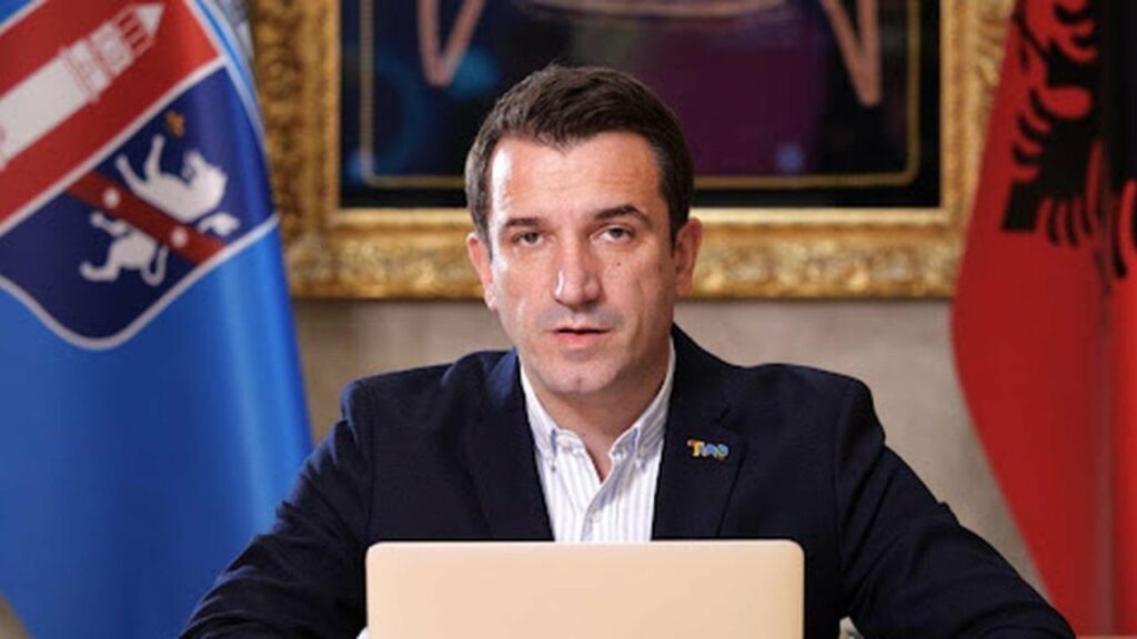 Përfundon mbledhja, qeveria shkarkon nga detyra Erion Veliajn 3 perfundon mbledhja qeveria shkarkon nga detyra erion veliajn 68d52a8e5a1fc