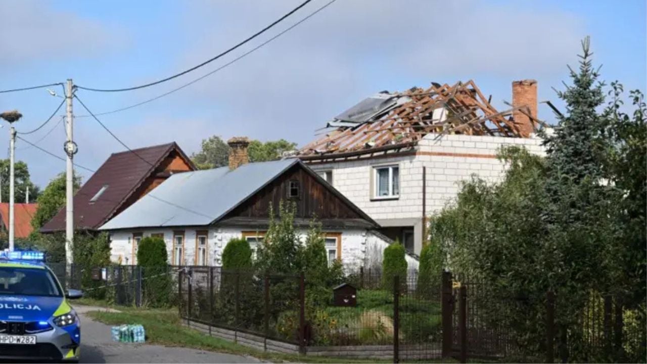 Polonia rrëzon dronët e Moskës, nisen avionët bombardues/ Kryeministri polak: Kjo situatë na sjell më afër një konflikti të hapur se çdo herë tjetër që nga Lufta e Dytë Botërore 1 polonia rrezon dronet e moskes nisen avionet bombardues kryeministri polak kjo situate na sjell me afer nje konflikti te hapur se cdo here tjeter qe nga lufta e dyte boterore 68c16626252e2