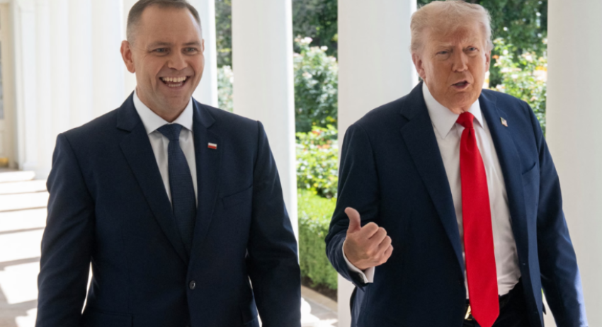 Presidenti polak, Nawrocki u nderua me një fluturim simbolik mbi Shtëpinë e Bardhë 2 presidenti polak nawrocki u nderua me nje fluturim simbolik mbi shtepine e bardhe 68b92716906dd