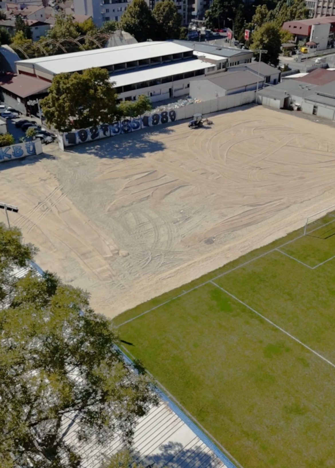 Punë dhe përkushtim në Çair, Mexhiti sjell pamje nga ndërtimi i fushës ndihmëse të FC Shkupit 1 pune dhe perkushtim ne cair mexhiti sjell pamje nga ndertimi i fushes ndihmese te fc shkupit 68d2a09018433