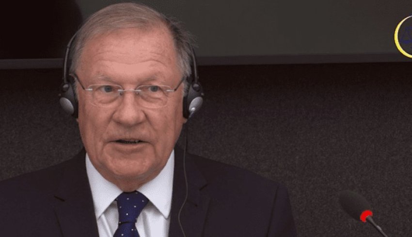 referimi i thacit si kryekomandant i uck se ne marreveshjen e demilitarizimit duncan titull i zmadhuar qe sperkon me realitetin 68d1356b8f419