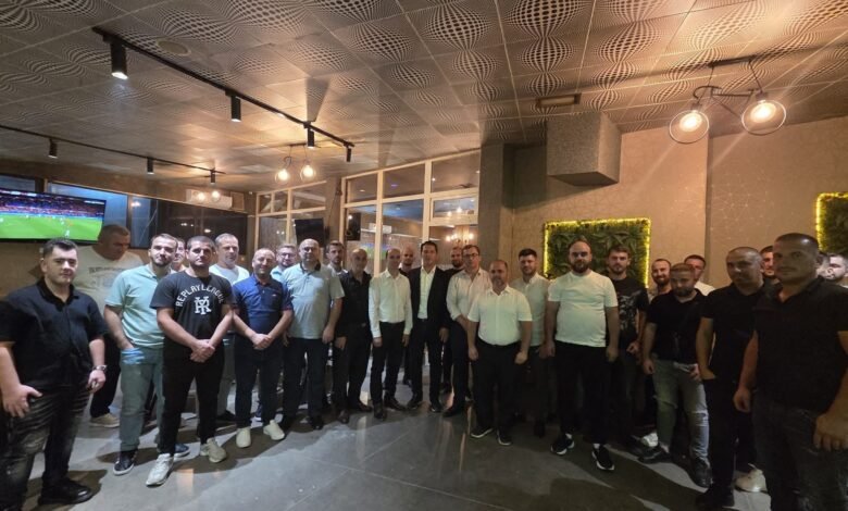 Rinia mbështet kandidaturën e Sedat Bislimit për Komunën e Studeniçanit 6 rinia mbeshtet kandidaturen e sedat bislimit per komunen e studenicanit 68babcfac4634