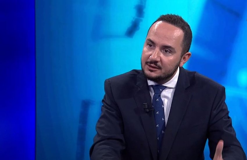 Salianji: Shqipëria, nën kontrollin e karteleve! Paratë e drogës po diktojnë vendimmarrjen politike... 2 salianji shqiperia nen kontrollin e karteleve parate e droges po diktojne vendimmarrjen politike 68c1d3752e85a