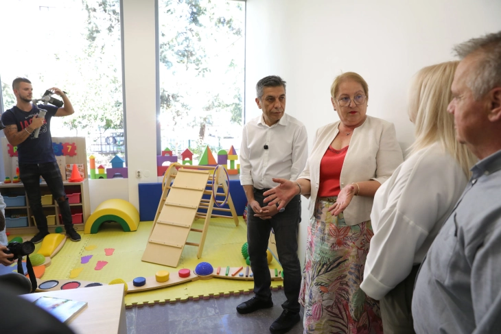 sigurohen kushte me te mira per mesim dhe rehabilitim te nxenesve me nevoja te vecanta arsimore nga shfqb idnina 68d14f1845c1c