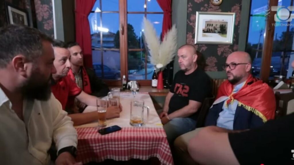 simbolet shqiptare molle e ndaluar ne presheve ndeshja shqiperi serbi shqiptaret qe jetojne atje jemi te pasigurt 68da39706cddf