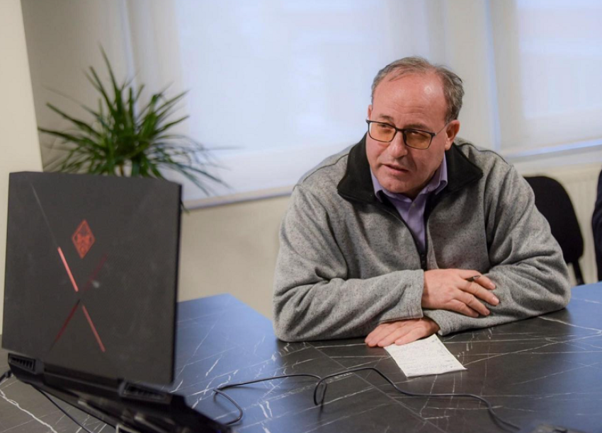 “Sulmi i “piranjave” ndaj modelit të VV-së” 3 sulmi i piranjave ndaj modelit te vv se 68cfaba0e33b3