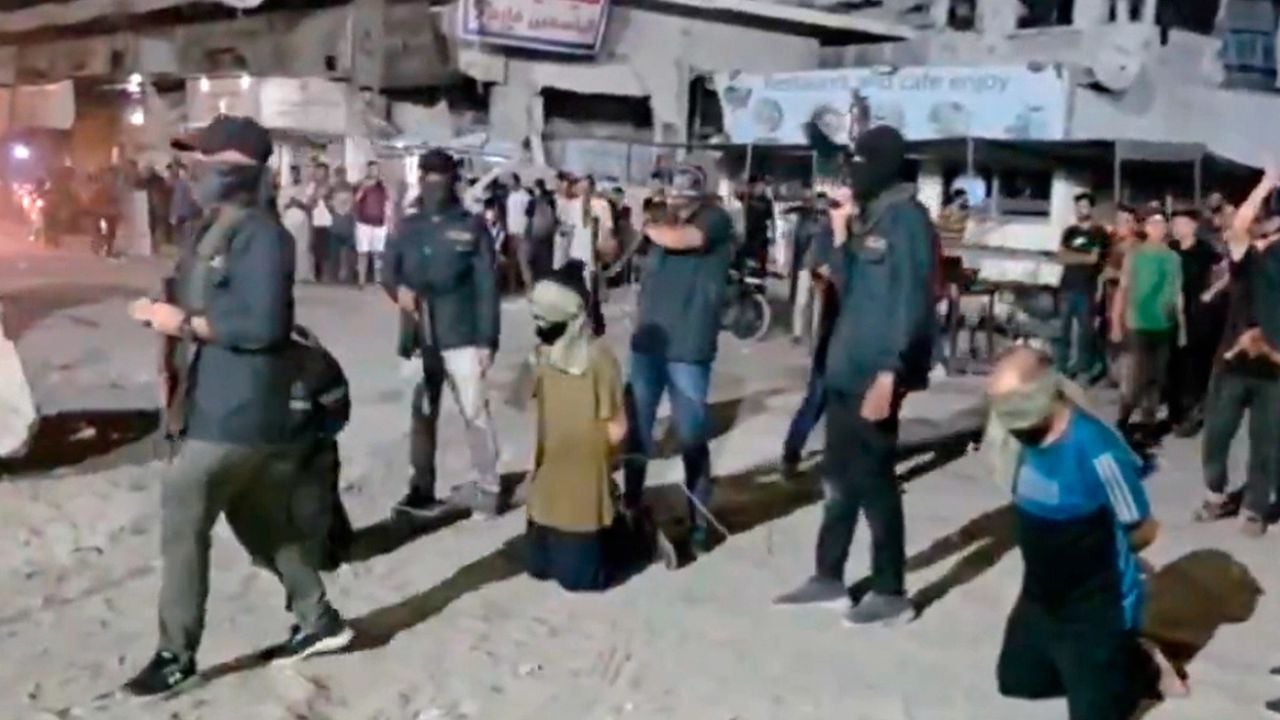 u akuzuan si bashkepunetore te izraelit hamasi ekzekuton publikisht 3 palestineze 68d2354909c73