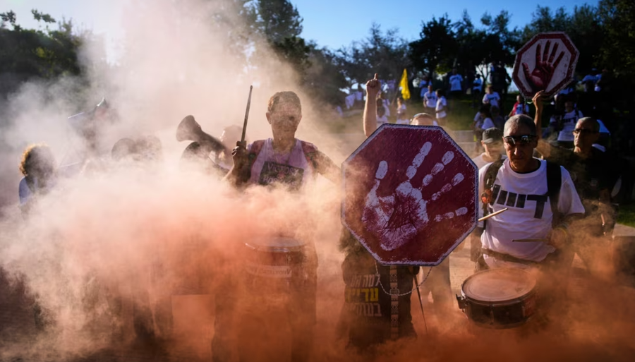 Ushtria shton sulmet në Gaza, izraelitët mbushin sheshet në protesta 2 ushtria shton sulmet ne gaza izraelitet mbushin sheshet ne protesta 68b8bc8c6e444