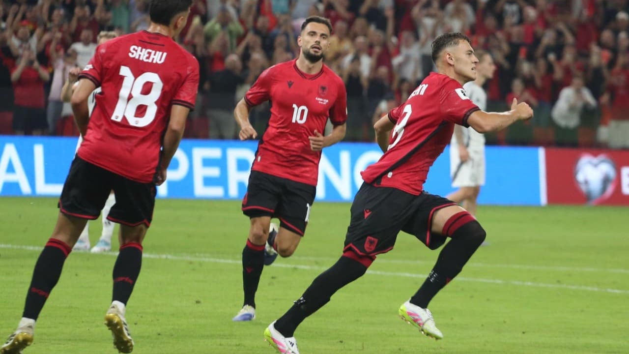 Video/ Dominim total, por vetëm një gol. Shqipëria ngjitet e dyta pas fitores me Letoninë 1 video dominim total por vetem nje gol shqiperia ngjitet e dyta pas fitores me letonine 68c0a04f94a62