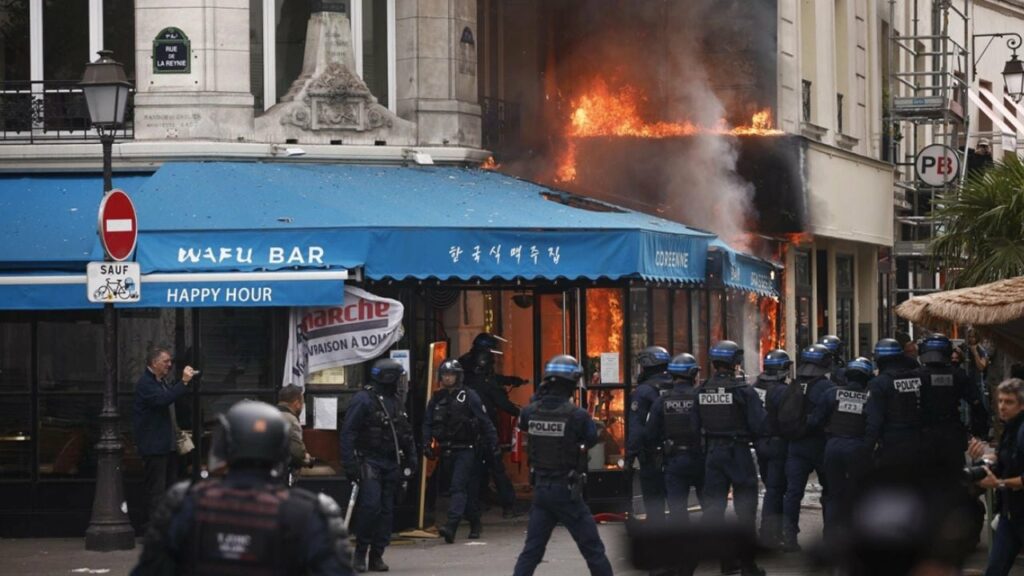 Vijojnë demonstratat në Francë, ministria e brendshme raporton se më shumë se 175 mijë persona morën pjesë në protesta 3 vijojne demonstratat ne france ministria e brendshme raporton se me shume se 175 mije persona moren pjese ne protesta 68c1ba8966565