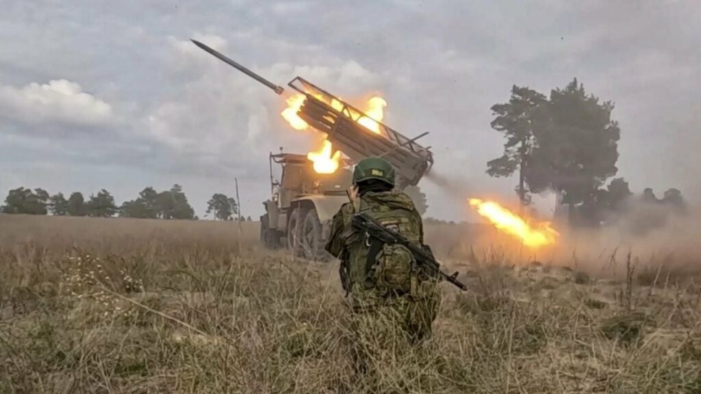 Vijon avancimi i Rusisë në fushëbetejë, forcat ruse kapin marrin nën kontroll fshatin e Koroshit 2 vijon avancimi i rusise ne fushebeteje forcat ruse kapin marrin nen kontroll fshatin e koroshit 68bd8dc5a5737