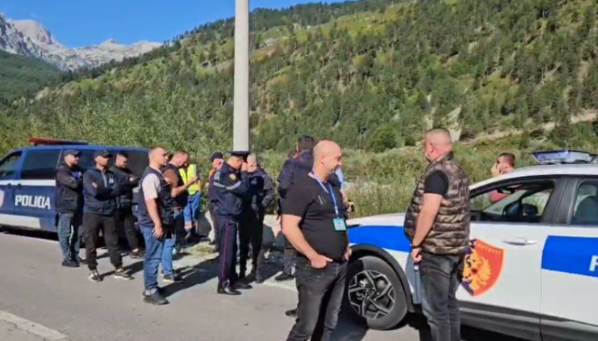 Vijon “fshesa” e IKMT në Valbonë, 16 objekte do të prishen nga vetë banorët 2 vijon fshesa e ikmt ne valbone 16 objekte do te prishen nga vete banoret 68c53b562efcc