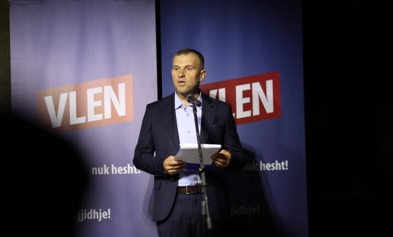 VLEN hapi shtabin zgjedhor në Dollnen, prezantohet kandidati për kryetar komune Blerim Islami 11 vlen hapi shtabin zgjedhor ne dollnen prezantohet kandidati per kryetar komune blerim islami 68bc9b1a490a5