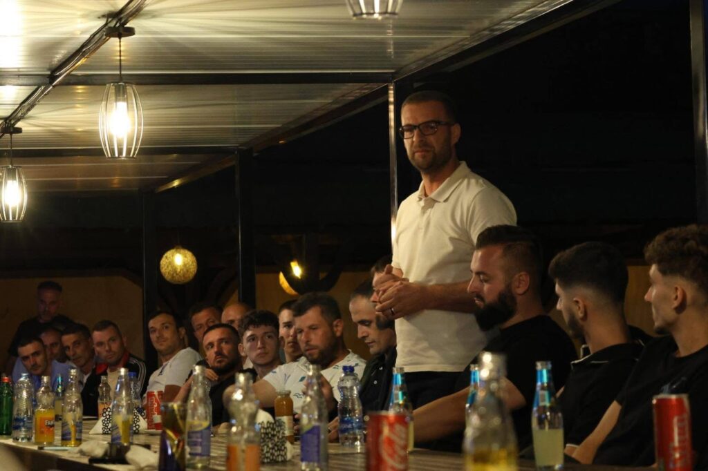 VLEN “ndez” Tearcën: Daut Memishi marshon me fuqinë e rinisë 2 vlen ndez tearcen daut memishi marshon me fuqine e rinise 68b803af629fe