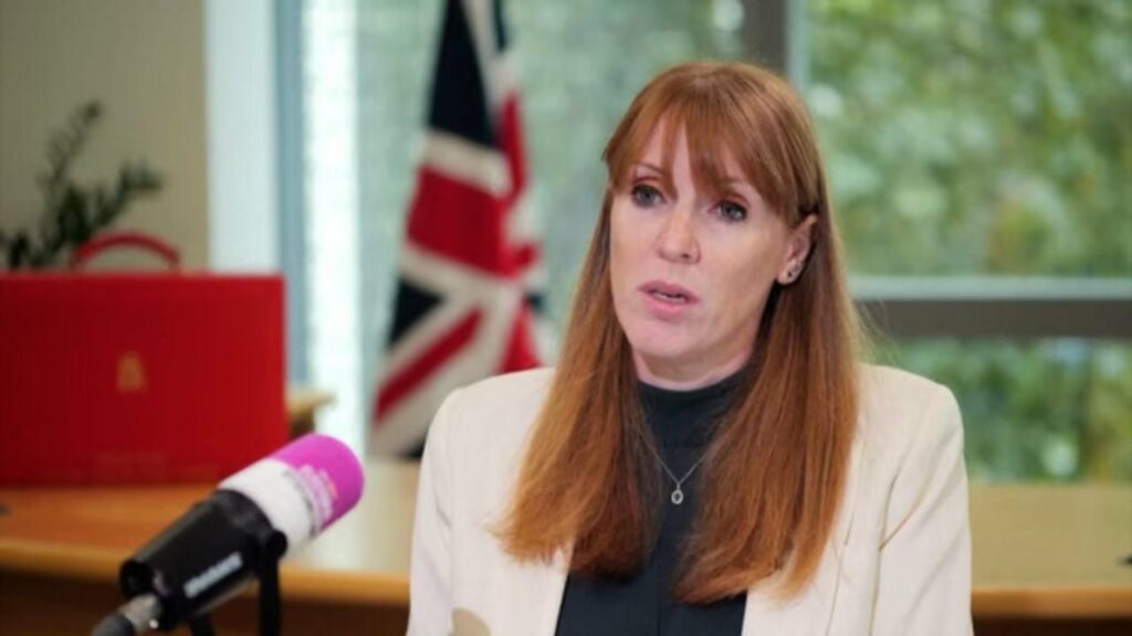 zv kryeministrja e anglise pranon se nuk ka paguar mjaftueshem taksa per pronen e saj starmer nuk ka asgje te keqe u tregua e sinqerte 68b847c90ffac