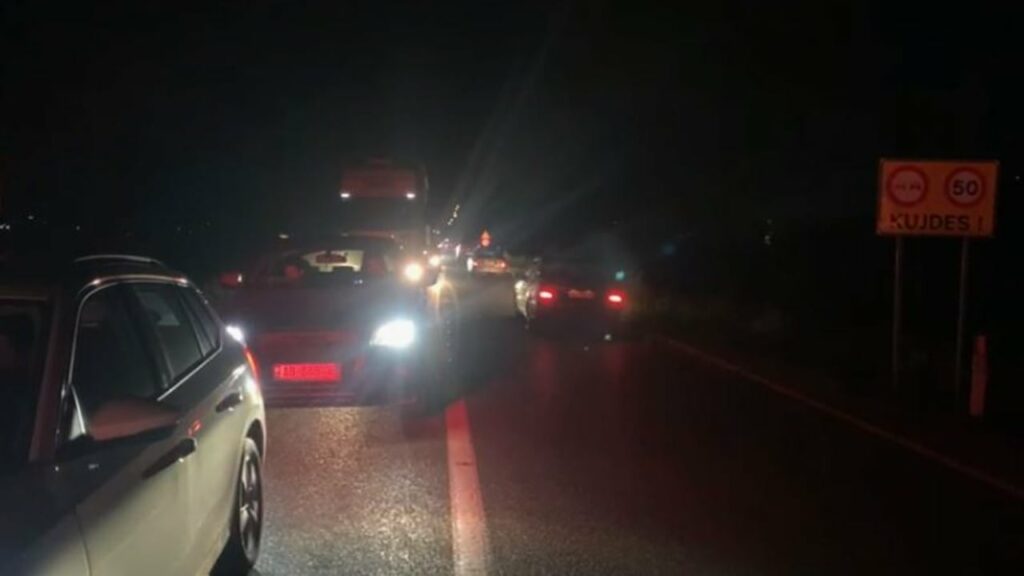 aksident i trefishte ne aksin lezhe shkoder plagosen pese persona mes tyre nje femije 68fd28041dffa