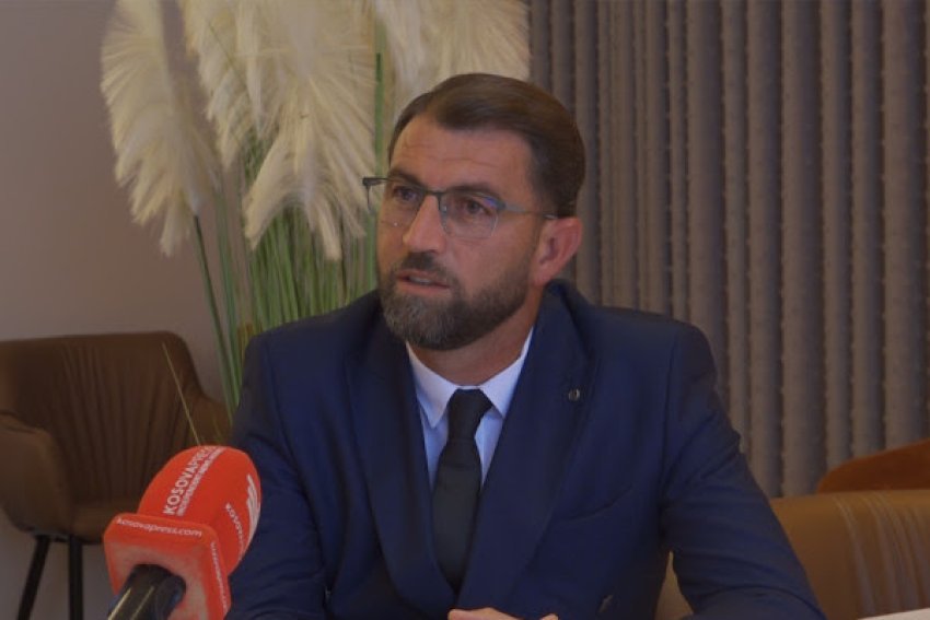 arber emini synon ti jape fund dominimit te listes serbe ne kllokot kam mbeshtetjen edhe te komunitetit serb 68e7a6ce3c238