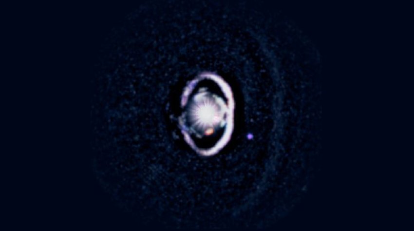 astronomet kapin imazhin e pare te planetit foshnje rreth nje ylli te ri 68dda07a8dd83