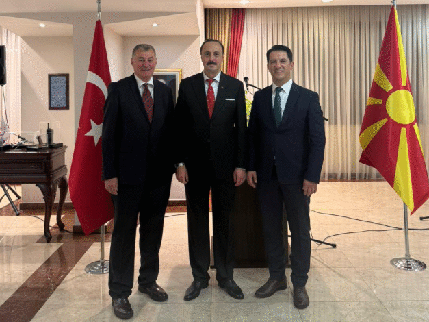 bekim sali mori pjese ne pritjen solemne per diten e republikes se turqise 6902b835a49c2