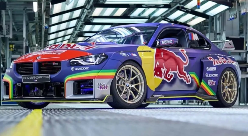 bmw m2 me mbi 1000 kuaj fuqi brenda nje fabrike veturash 68fa85307a80c