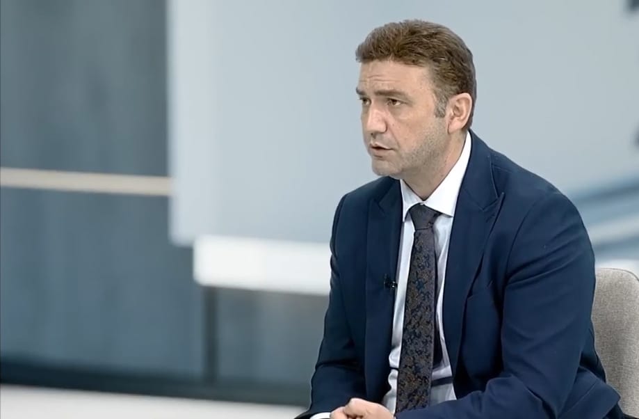 Bujar Osmani: Me fitoren në Çair, bie edhe kjo qeveri, të dalim masivisht në votime 2 bujar osmani me fitoren ne cair bie edhe kjo qeveri te dalim masivisht ne votime 68f2b5b141733