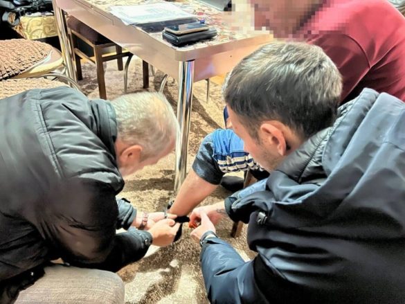 Burgimi i parë shtëpiak me hallkë elektronike! Model më i lirë dhe më human i ndëshkimit 2 burgimi i pare shtepiak me hallke elektronike model me i lire dhe me human i ndeshkimit 68e6670eedeef