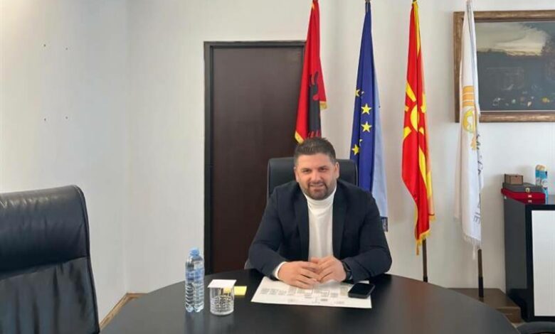 Drejtori i Higjienës Komunale të Shkupit, Sabahedin Rustemi përfundoi në pranga 3 drejtori i higjienes komunale te shkupit sabahedin rustemi perfundoi ne pranga 68ffc892257b8