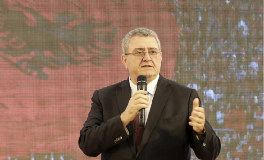 Duka i ndez keq serbët! 1 duka i ndez keq serbet 68e6f613ea776