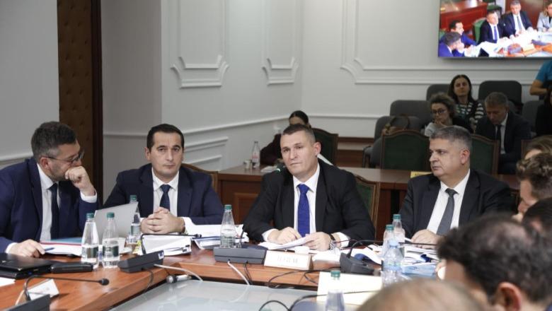 dumani elemente te policise pjese e grupeve kriminale 68eeacb8b5d66