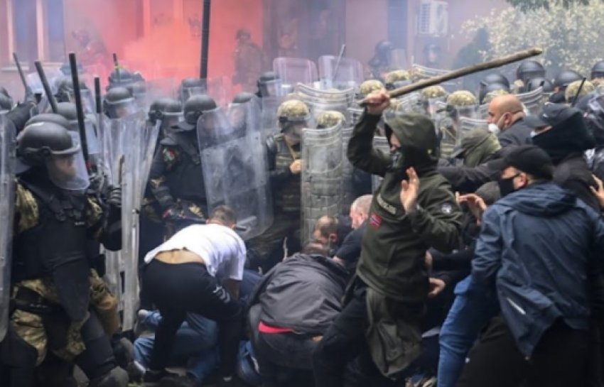 dy prej gjashte te akuzuarve e pranojne fajesine per huliganizem ne veri te kosoves 68f770e185875