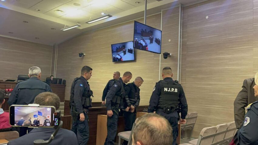 Eksperti thotë se Liridona Ademaj u vra nga një distancë 2-5 centimetra 3 eksperti thote se liridona ademaj u vra nga nje distance 2 5 centimetra 68e38e40a87fc