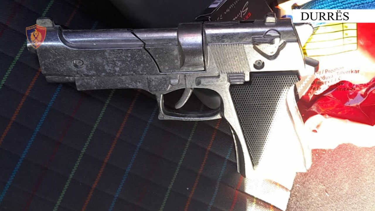 emri kercenoi me arme policin e zones arrestohet 46 vjecari ne durres 690219a42a716