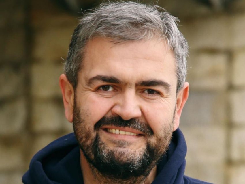 Fatmir Spahiu reagon me humor pas mosvotimit për ministër: A dini ku pinë kafe personat që nuk i kanë marrë votat 2 fatmir spahiu reagon me humor pas mosvotimit per minister a dini ku pine kafe personat qe nuk i kane marre votat 68ff2abb3a952