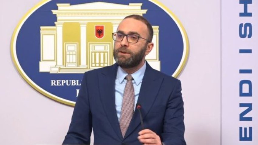 Gazment Bardhi për vrasjen e gjyqtarit Kalaja: Ngjarja më e rëndë në 35 vite demokraci, ministrat të japin dorëheqjen 3 gazment bardhi per vrasjen e gjyqtarit kalaja ngjarja me e rende ne 35 vite demokraci ministrat te japin doreheqjen 68e3e23905bb8