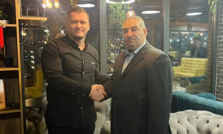 Haraçinë, tërhiqet kandidati i pavarur Fekri Bilalli: Do të mbështes Daut Beqirin 4 haracine terhiqet kandidati i pavarur fekri bilalli do te mbeshtes daut beqirin 68eafd36434ed