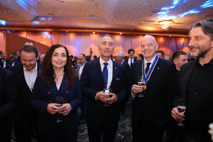 i pari i futbollit boteror per kosove ndihem si ne shtepi 68e68598aa61a