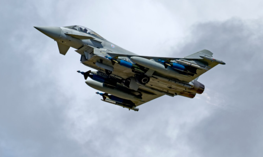 Itali, dy të vdekur pas rrëzimit të një avioni të Forcave Ajrore 2 itali dy te vdekur pas rrezimit te nje avioni te forcave ajrore 68dd13f30f17e