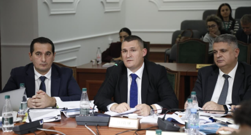 Ka nisur SPAK hetim për ‘Arubën’? Dumani i përgjigjet deputetes së PD: Nuk e njoh si çështje 2 ka nisur spak hetim per aruben dumani i pergjigjet deputetes se pd nuk e njoh si ceshtje 68ee8a58b92d8