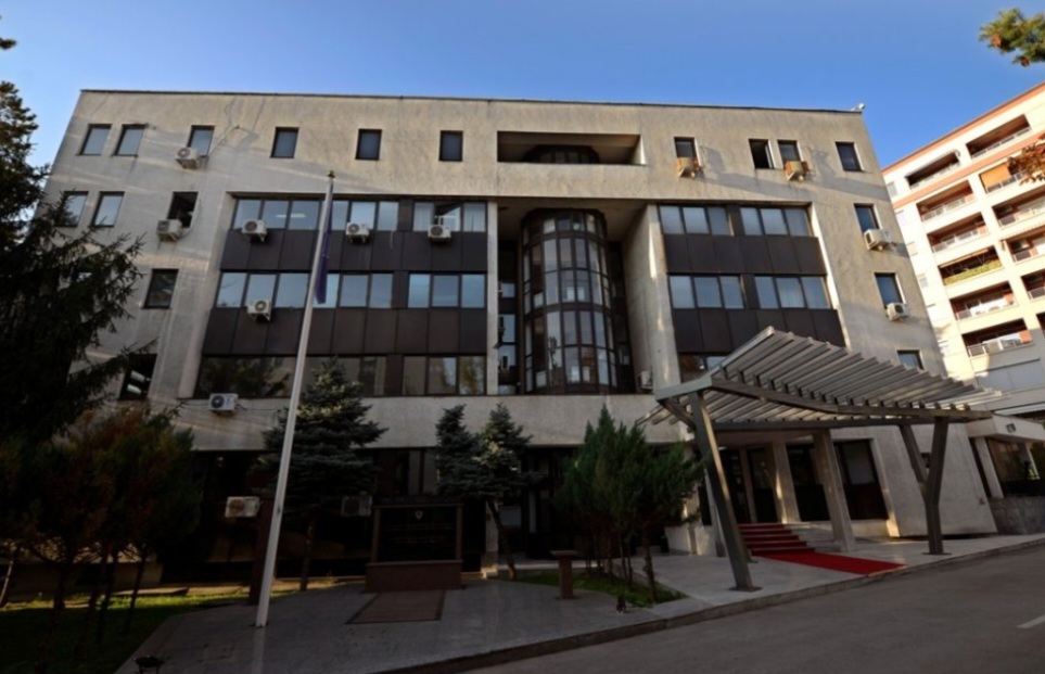 Kallëzim penal ndaj ndihmësit të ministrit të MPB-së për keqpërdorim të pozitës zyrtare 2 kallezim penal ndaj ndihmesit te ministrit te mpb se per keqperdorim te pozites zyrtare 68e3c4b1a91cb