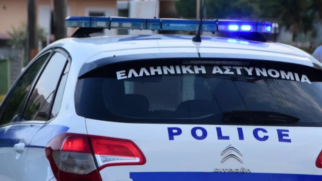 Kërkoheshin në Greqi e Zvicër, arrestohen tre shqiptarë në Kakavijë e Janinë 1 kerkoheshin ne greqi e zvicer arrestohen tre shqiptare ne kakavije e janine 68fe5d75105af