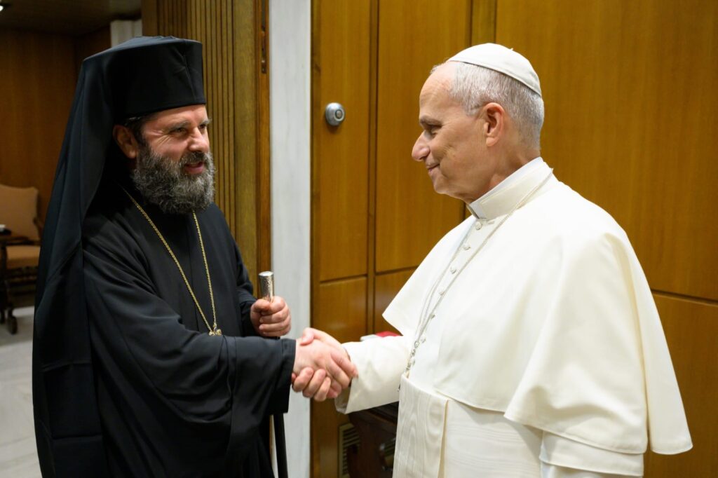 kryepeshkopi joan takon papa leon xiv mesazh per paqe 6904a5b63dd67